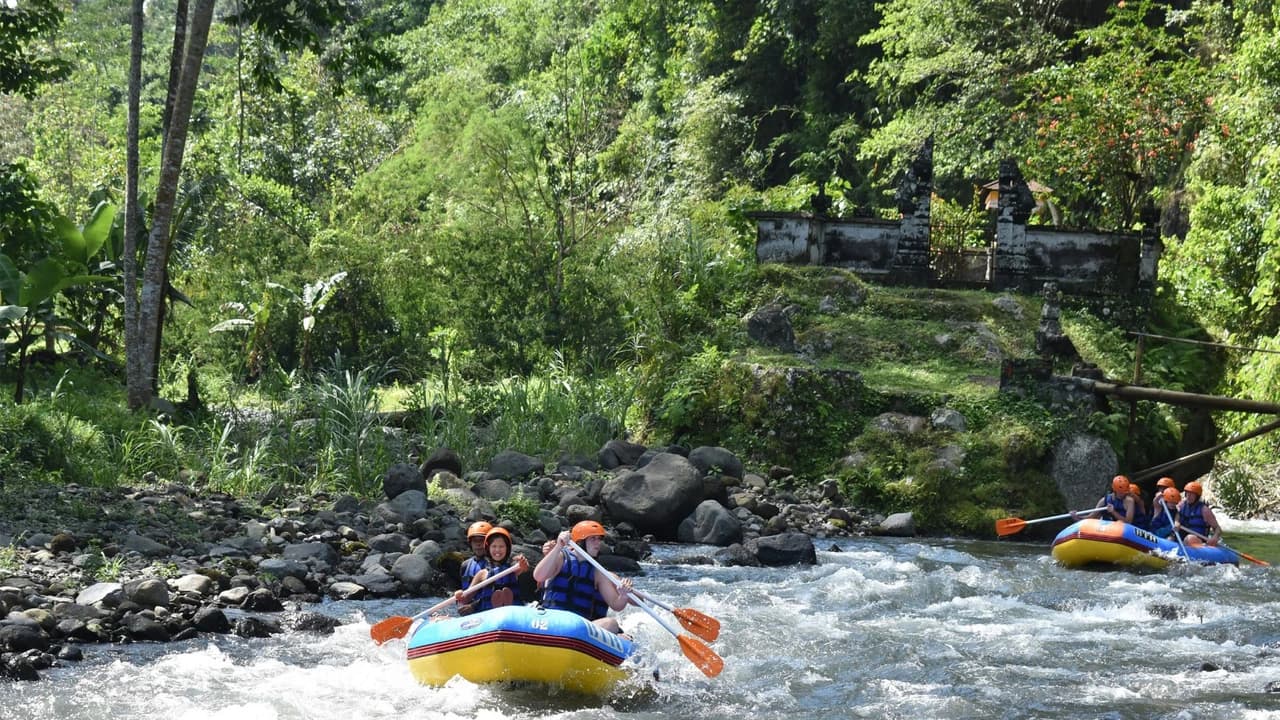 Telaga Waja White Water Rafting - Photo 2