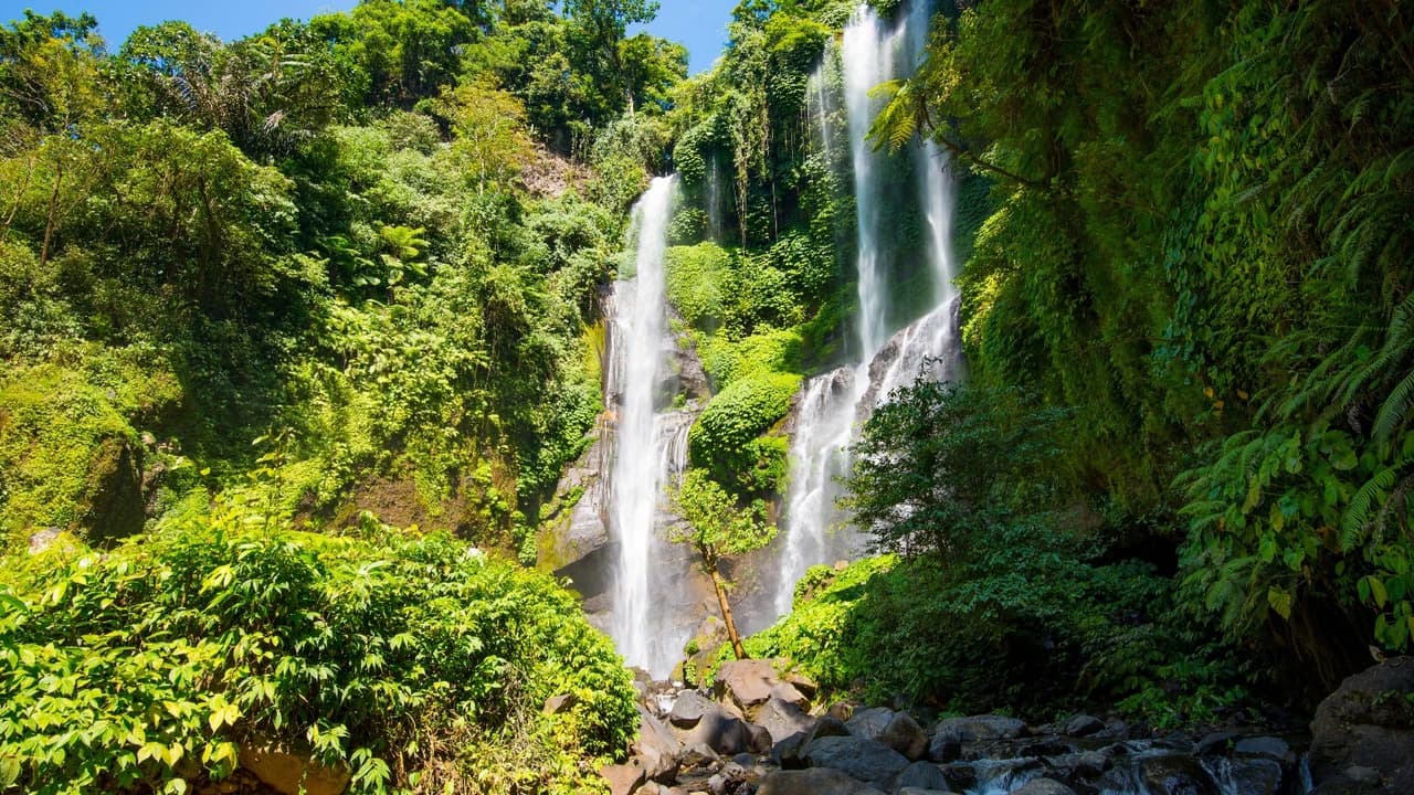 Bali Sekumpul Waterfalls & Pura Ulun Danu Bratan Private Day Tour - Photo 3