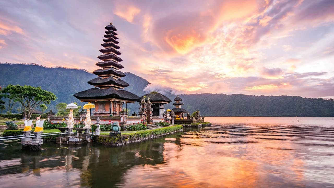 Bali Sekumpul Waterfalls & Pura Ulun Danu Bratan Private Day Tour - Photo 4