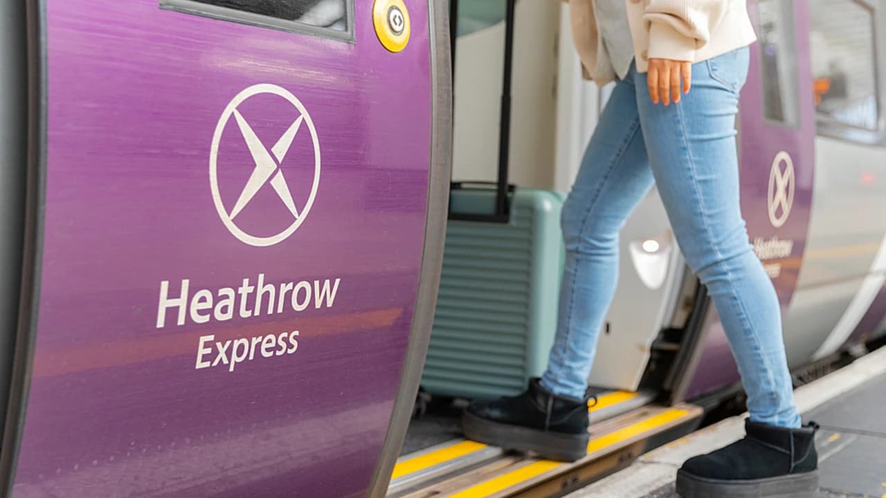 London Heathrow Express - Photo 1