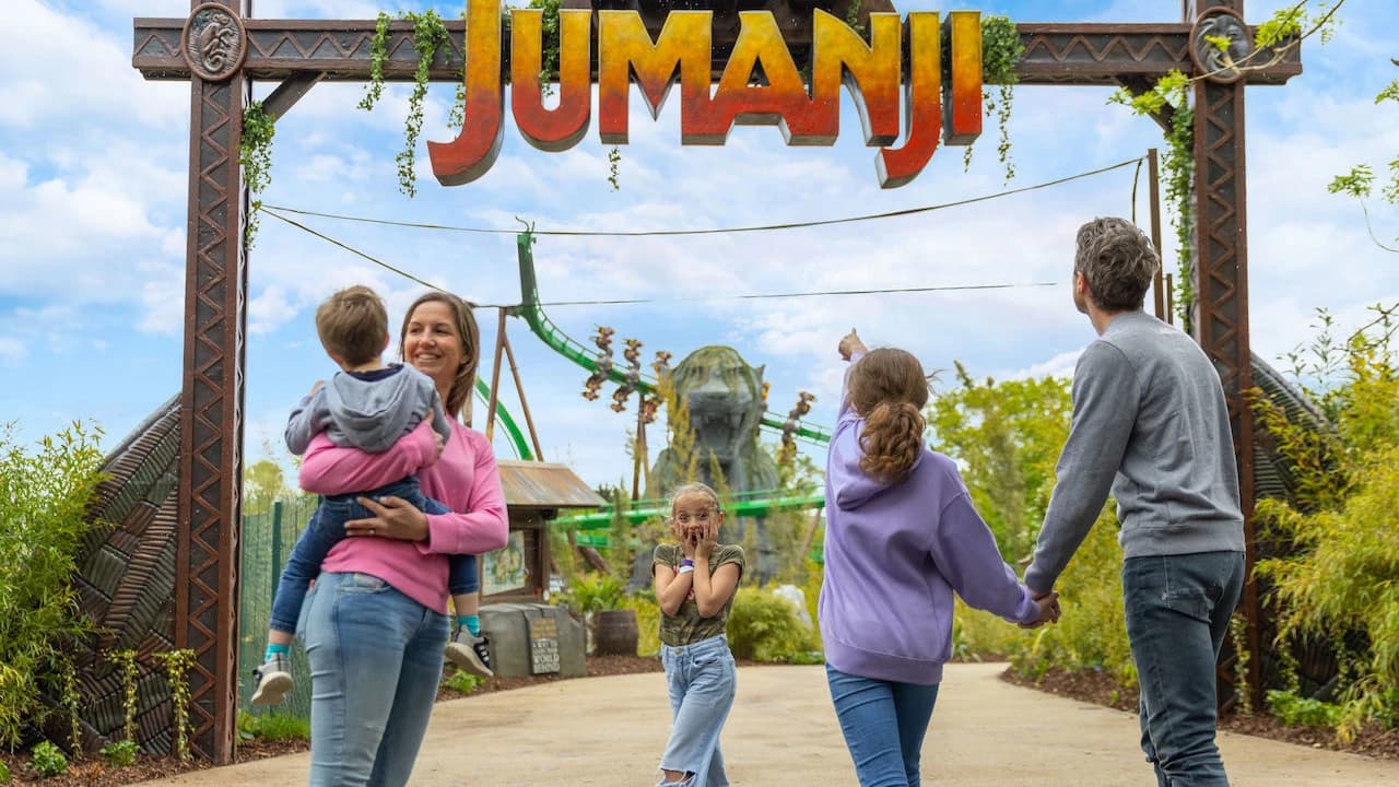 Chessington World of Adventures Ticket - Photo 4
