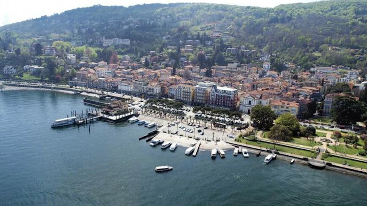 Lake Maggiore & Borromean Islands: Hop-on Hop-off Boat Ticket - Photo 1