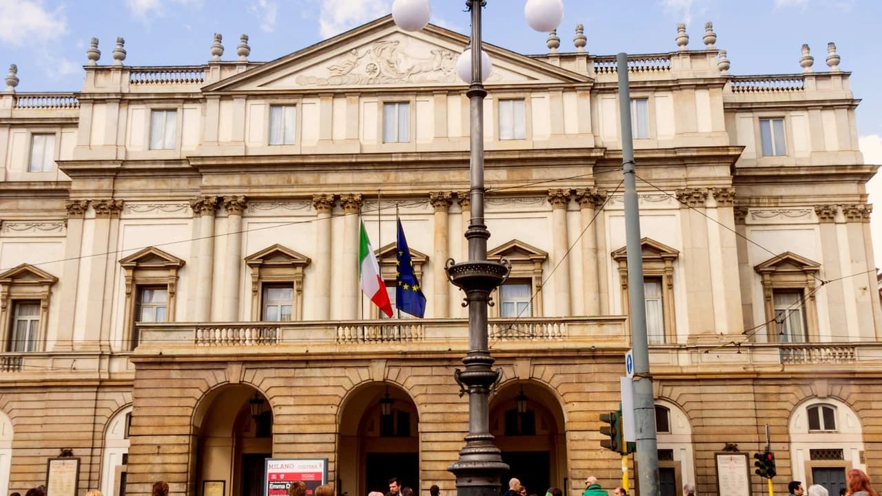 La Scala Theatre Guided Tour - Photo 1