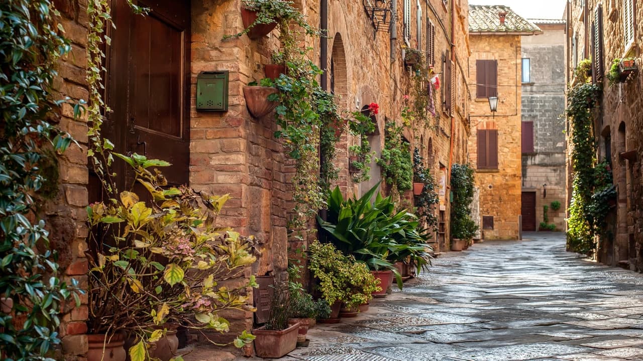 Medieval Tuscany Tour from Florence: Monteriggioni, Montalcino, Pienza - image 7