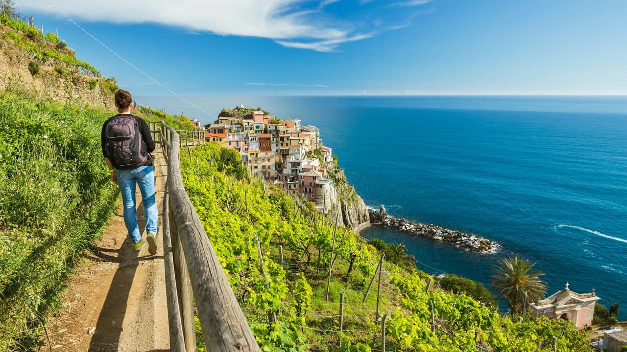 Cinque Terre Tour from Florence: Manarola, Riomaggiore, Vernazza, Monterosso - Photo 2