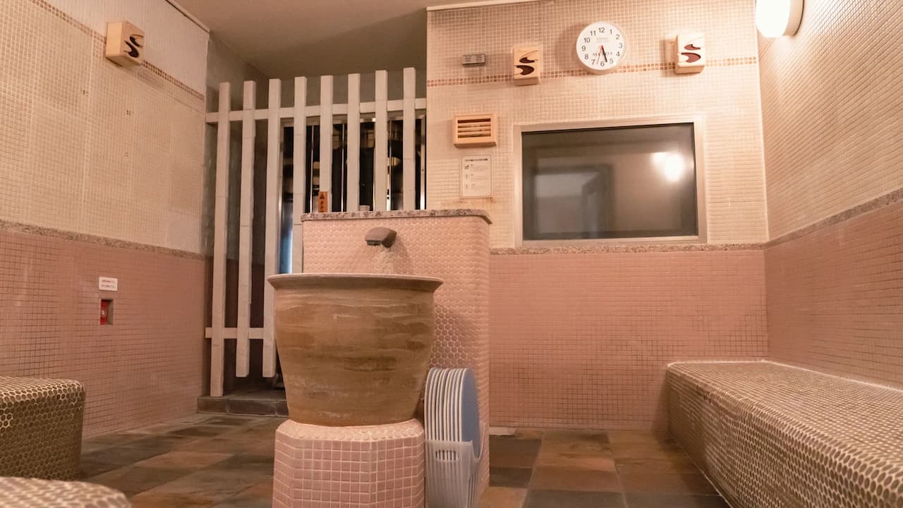 Osaka Tennen Onsen Naniwa-no-Yu - image 6