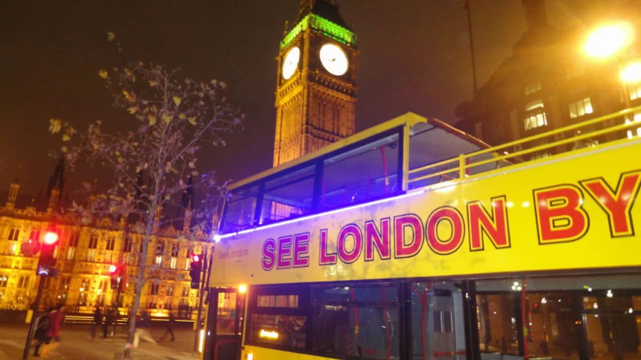 See London by Night - image 8