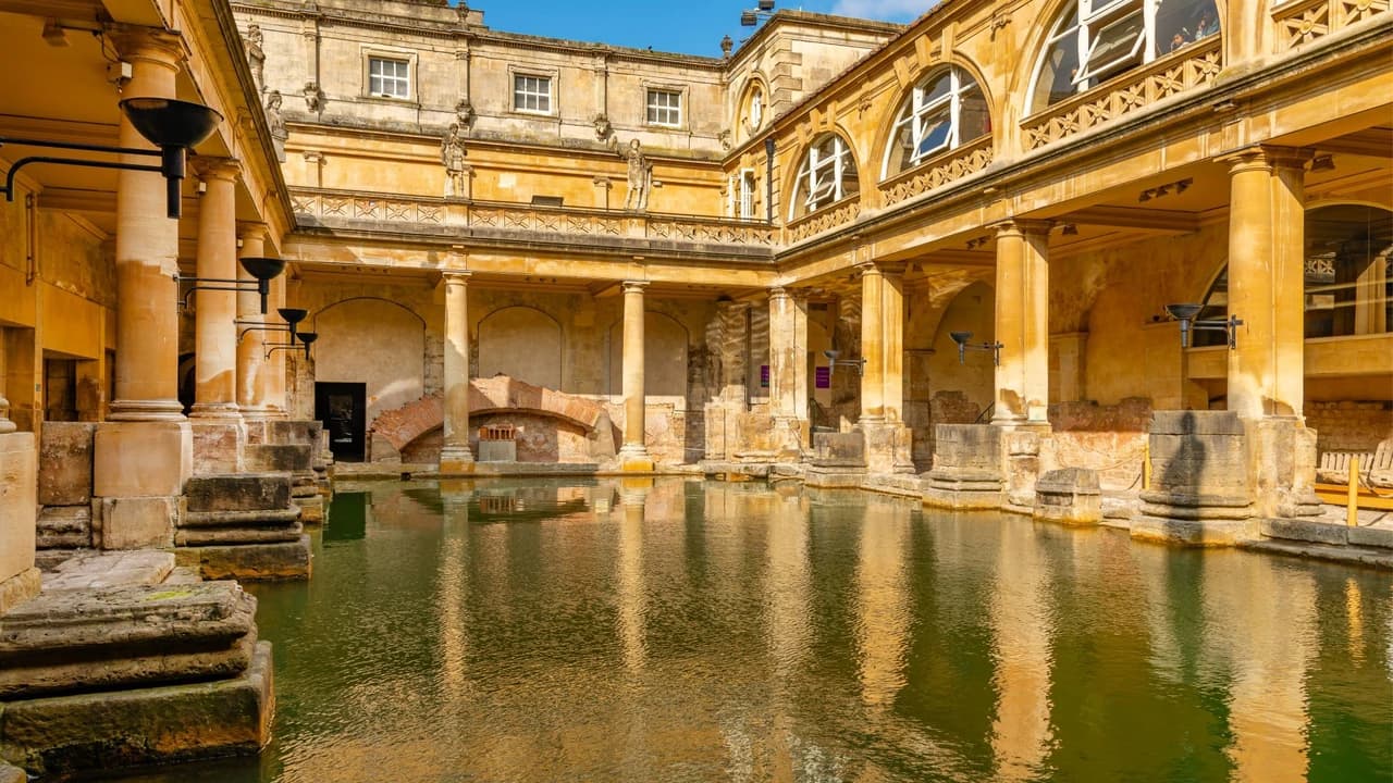 Windsor Castle, Stonehenge, and Roman Baths Tour from London - image 6