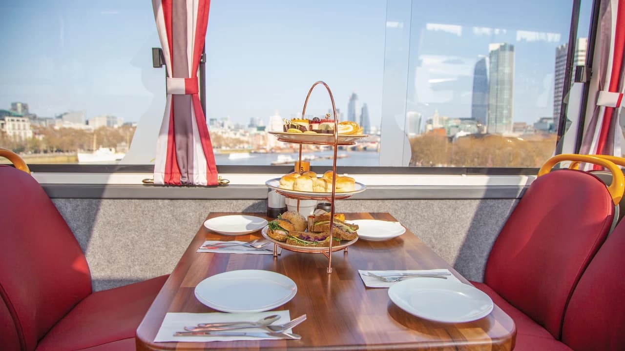 Afternoon Tea Bus with Panoramic Tour of London - image 8