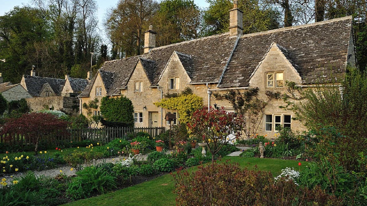 Cotswolds Village Tour with Lunch - Photo 3