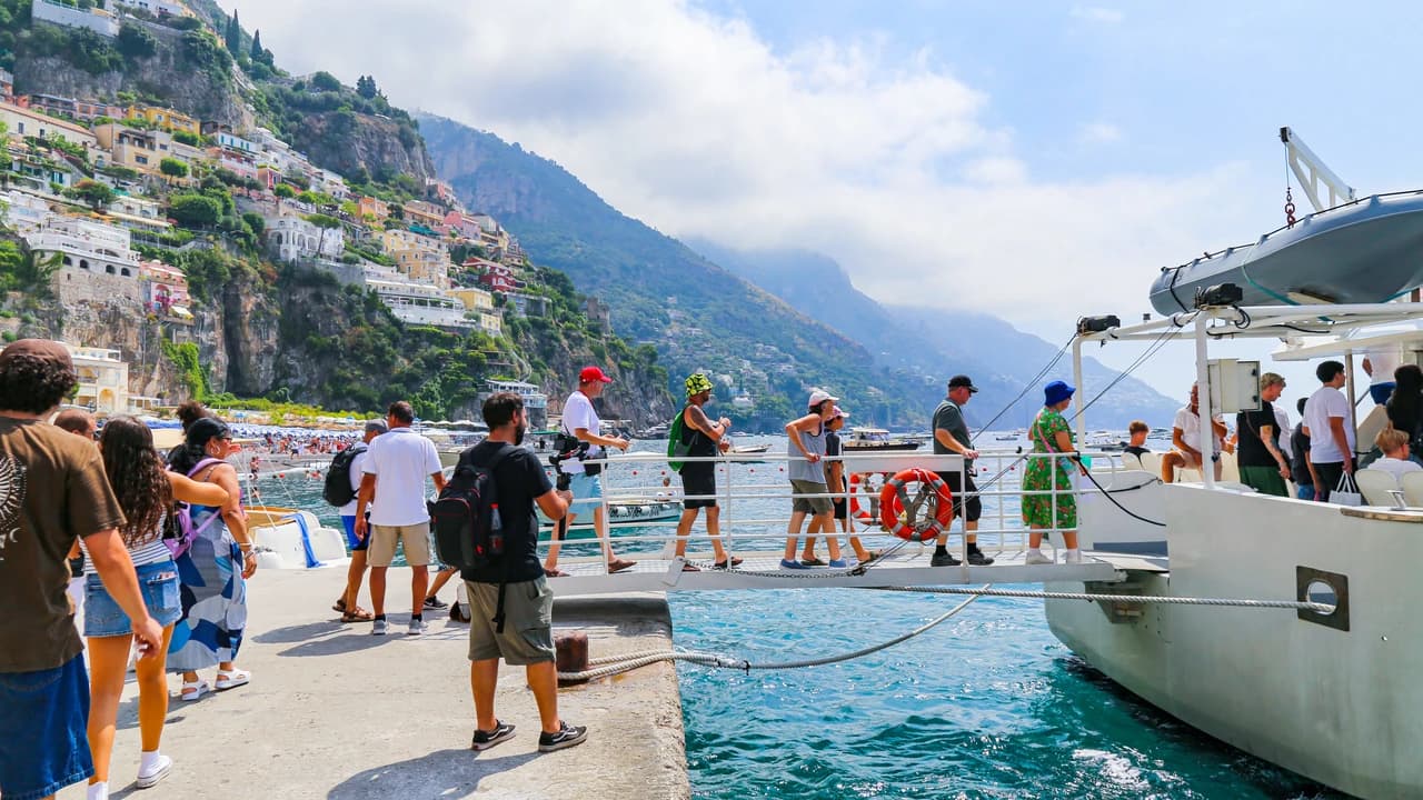 Tour of the Amalfi Coast: Positano, Amalfi & Ravello from Naples - image 7