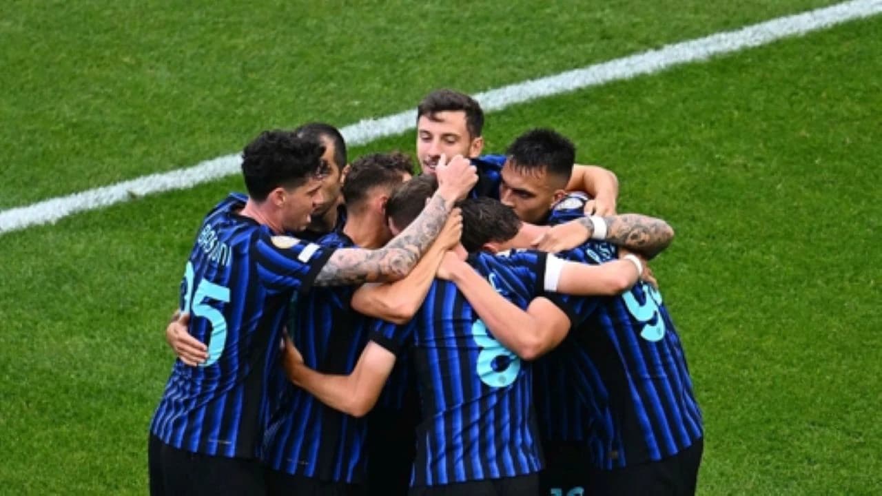 Italian Serie A Football - Inter Milan FC Match Ticket at Giuseppe Meazza (San Siro) Stadium - Photo 1