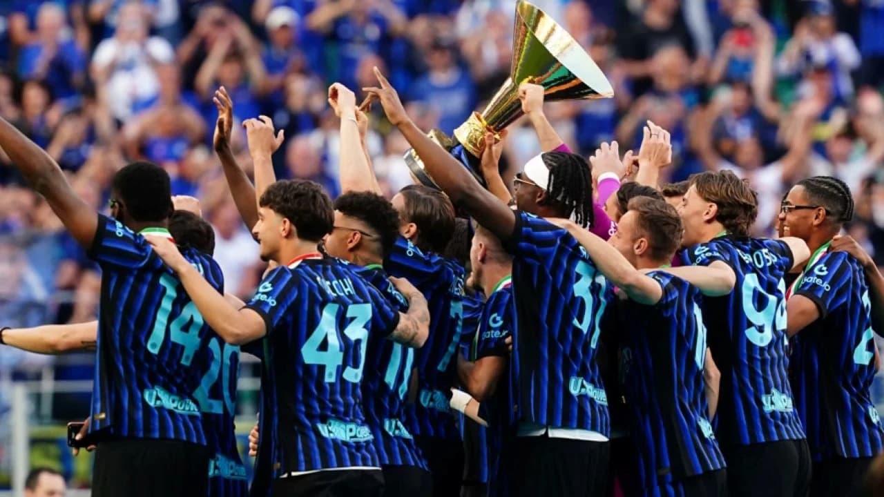Italian Serie A Football - Inter Milan FC Match Ticket at Giuseppe Meazza (San Siro) Stadium - image 7