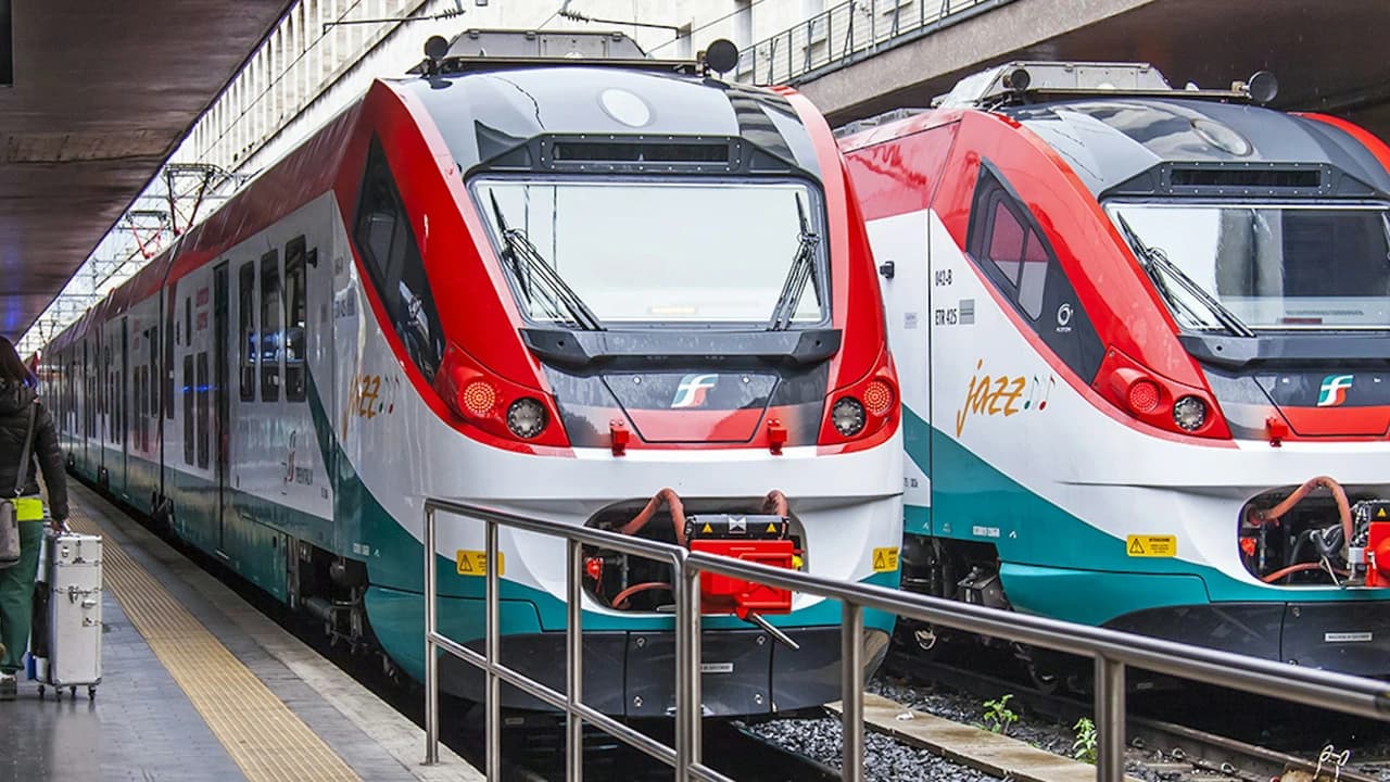 Fiumicino Airport: Leonardo Express Train Transfer To Rome Termini - Photo 3