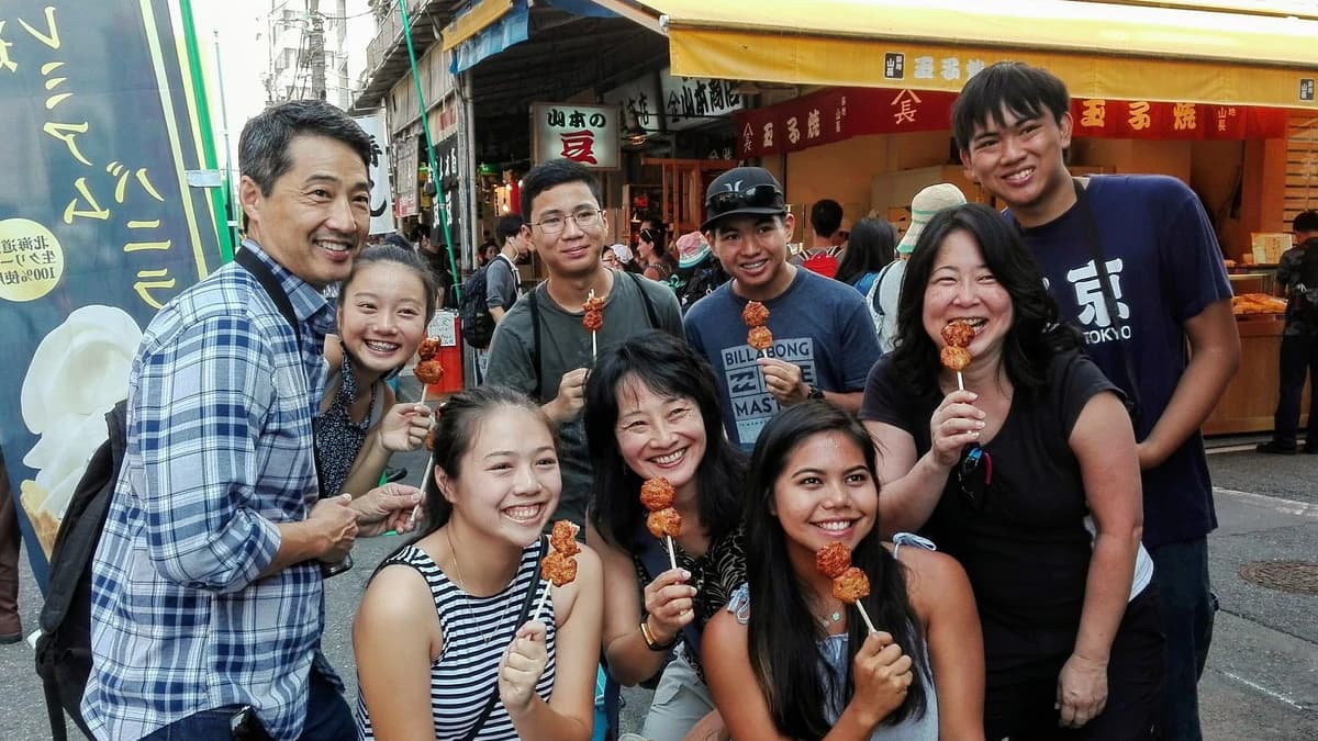 Tokyo Food and Drink Tour at Tsukiji Outer Market - Photo 1