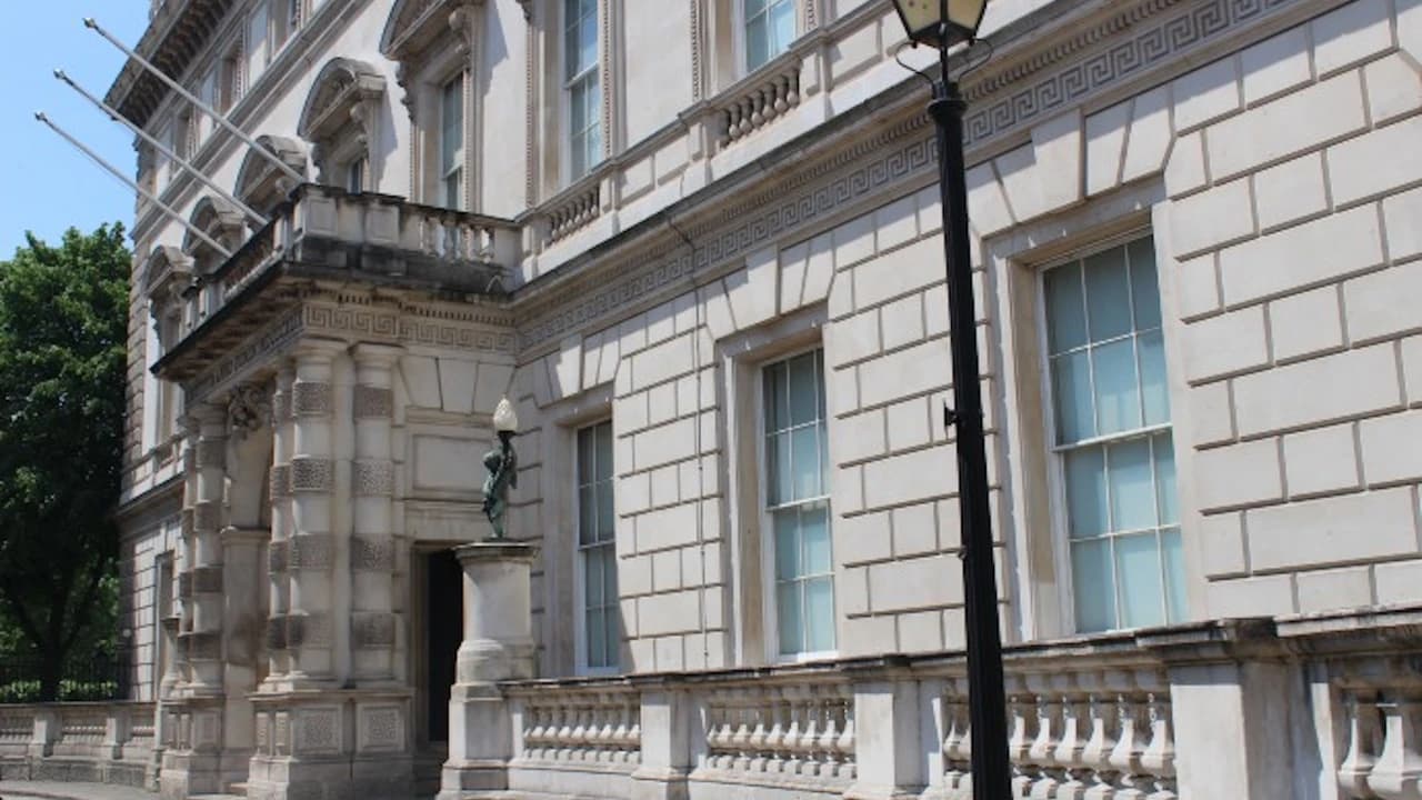 Downton Abbey Walking Tour - Photo 1