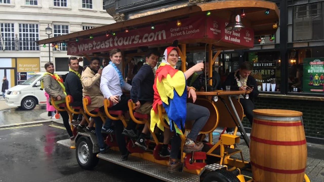 Original Beer and Prosecco London Bike Tour by Wee Toast Tours - Photo 2