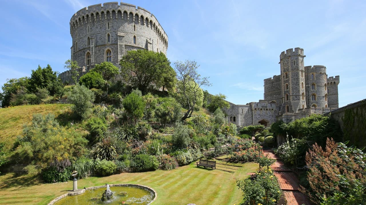Windsor Castle, Stonehenge, and Oxford Tour from London - Photo 1