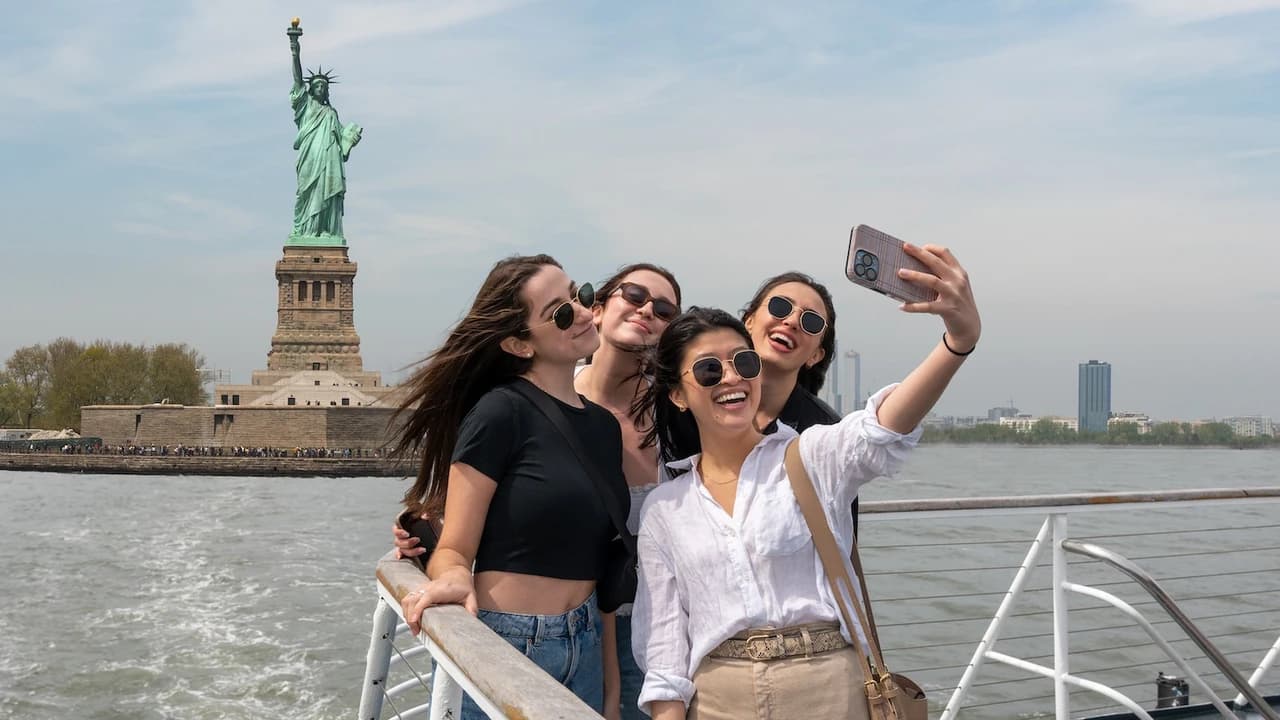Official Statue of Liberty & Ellis Island Admission Ticket + Roundtrip Ferry by Statue City Cruises - Photo 3
