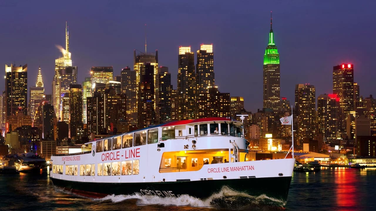 Circle Line "NYC Harbor Lights" Evening Cruise (2 hours): Reserved Straight-to-Board Ticket - Photo 1