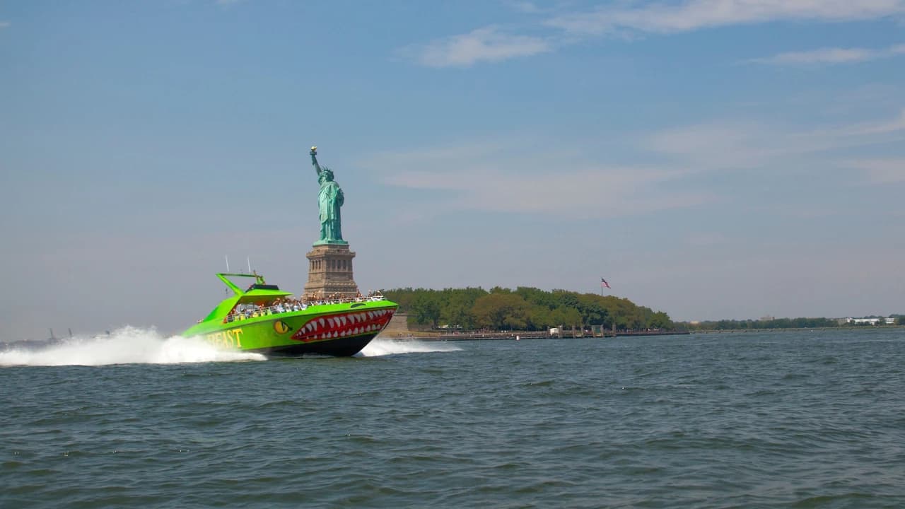 The Beast Speedboat Ride to Statue of Liberty by Circle Line: Reserved Straight-to-Board Ticket - image 6