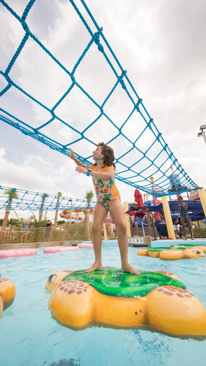 Island H2O Water Park - image 6