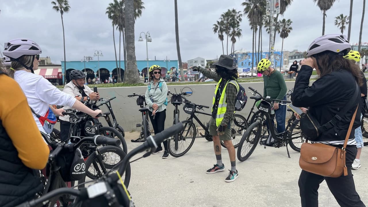 Los Angeles Guided Bike Tour of Santa Monica and Venice Beach - Photo 5