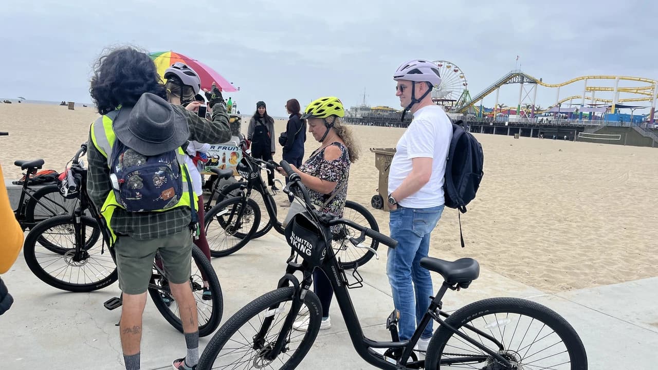 Los Angeles Guided Bike Tour of Santa Monica and Venice Beach - image 7