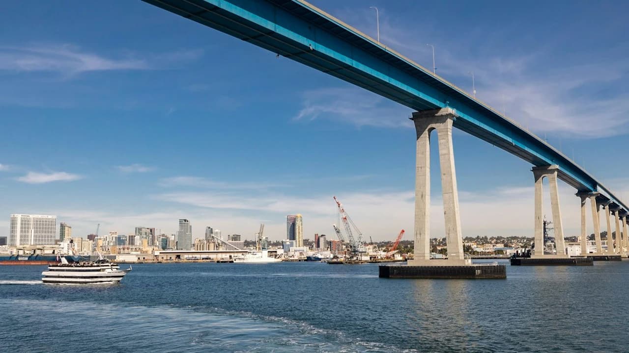 San Diego Harbour Cruise - Photo 1