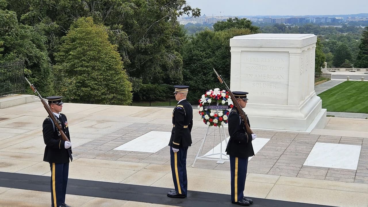 Arlington Cemetery Guided Tour with Changing of the Guard - Photo 4