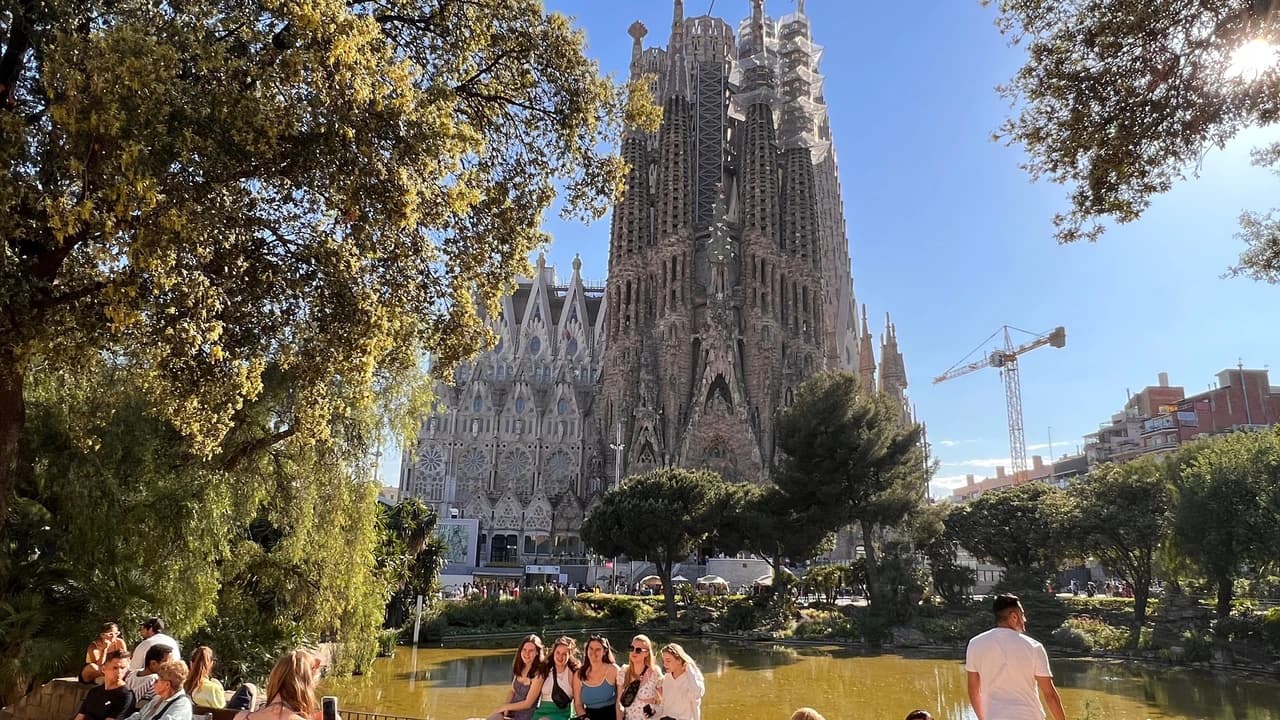 Barcelona Highlights: Sagrada Familia and Gaudi Houses Guided Tour - Photo 1