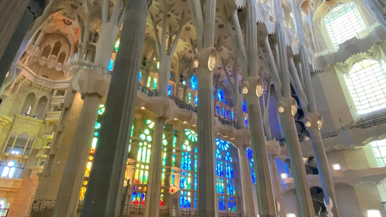 Barcelona Highlights: Sagrada Familia and Gaudi Houses Guided Tour - Photo 2