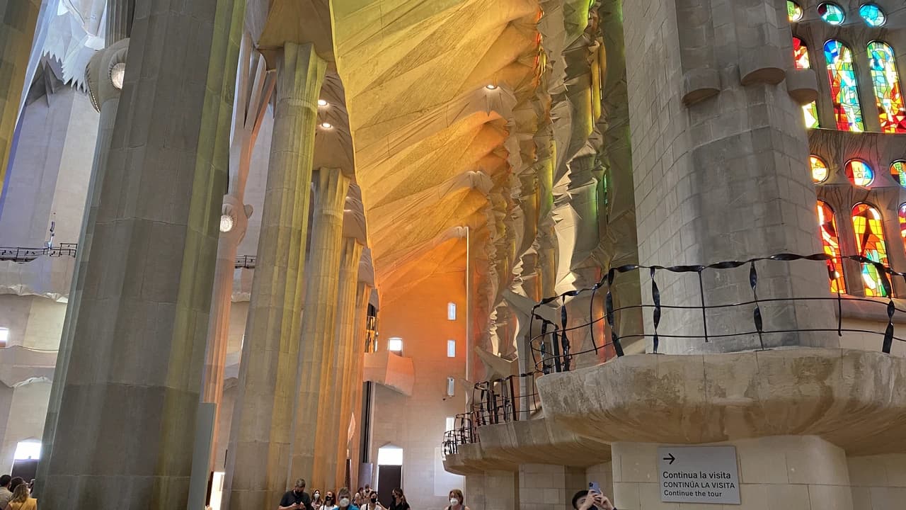 Barcelona Highlights: Sagrada Familia and Gaudi Houses Guided Tour - Photo 3