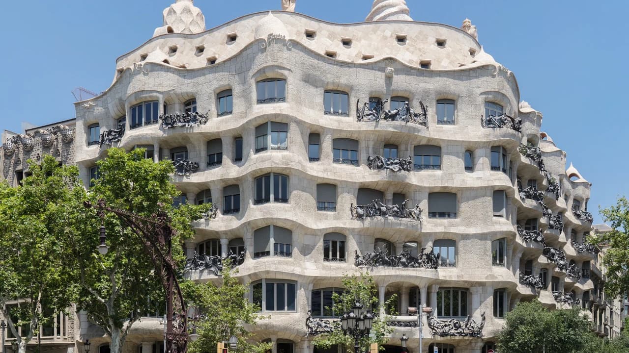Casa Mila La Pedrera Ticket - Photo 1