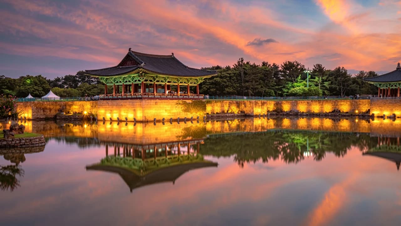 Gyeongju UNESCO World Heritage Site Full-Day Tour with Sky Capsule Experience from Busan - Photo 2