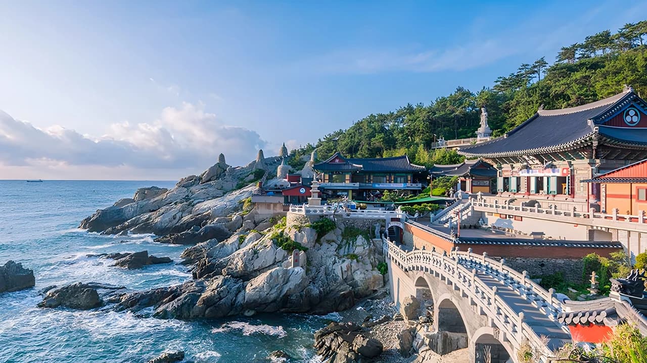 One Day Cultural Tour in Busan: Haedongyonggungsa Temple, Cheongsapo, Gamcheon Culture Village - image 6