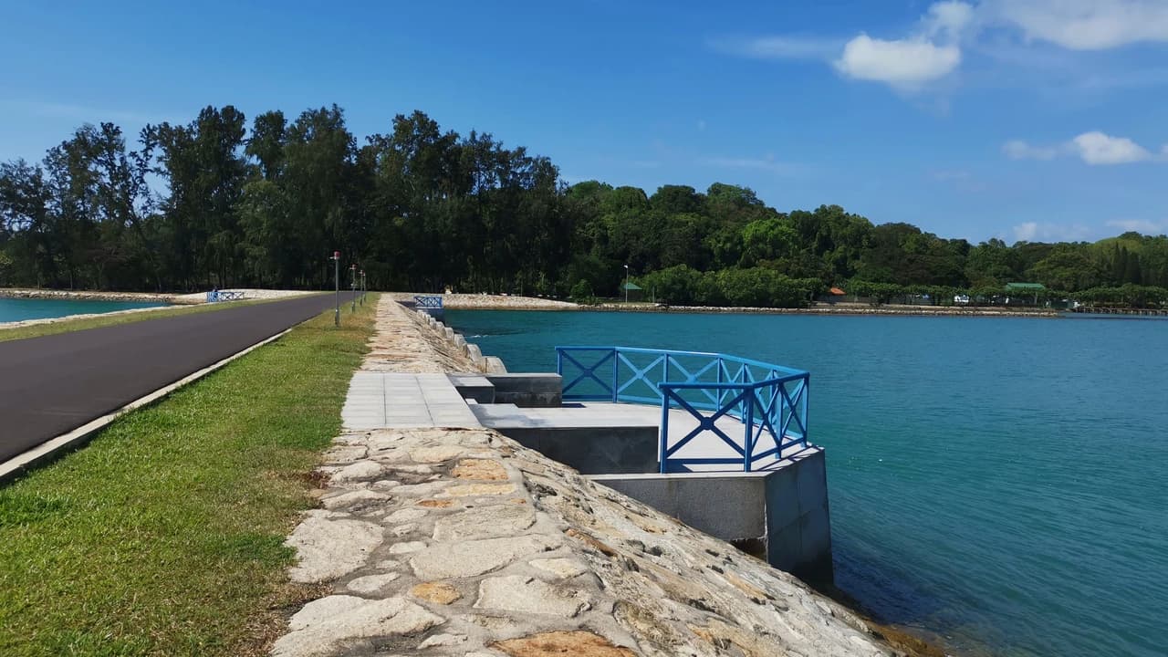 Singapore Island Cruise - St. John's Island, Lazarus Island, and Kusu Island by Ferry - Photo 1