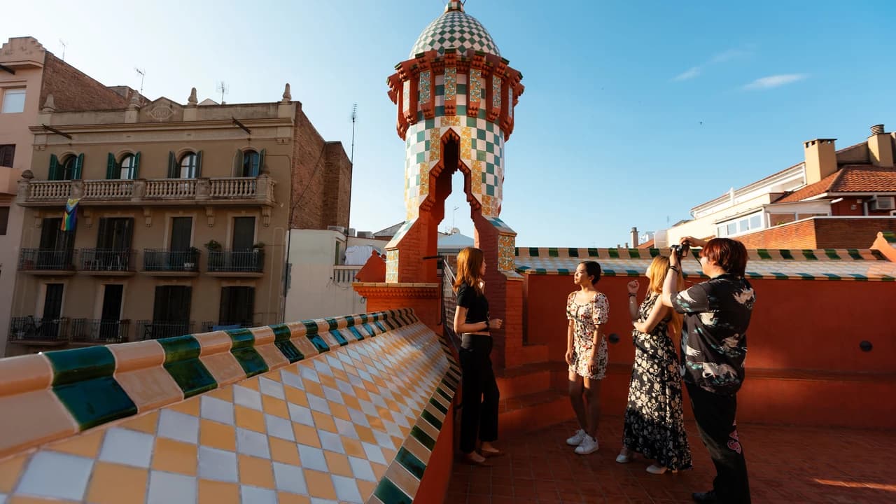 Gaudi Houses: Casa Vicens, Casa Batllo, Casa Mila Guided Tour - Photo 4