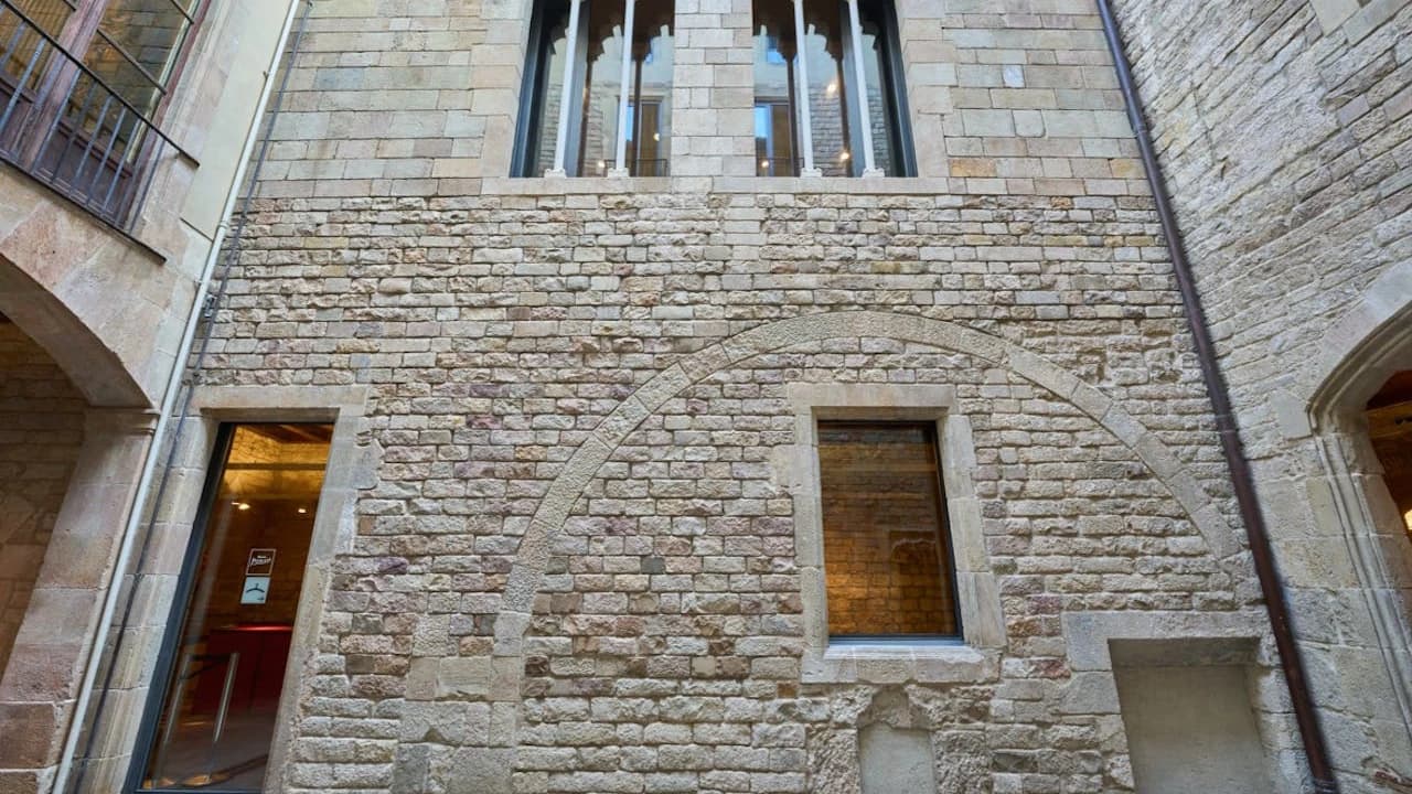Picasso Museum: Skip The Line Ticket + Guided Tour - image 6