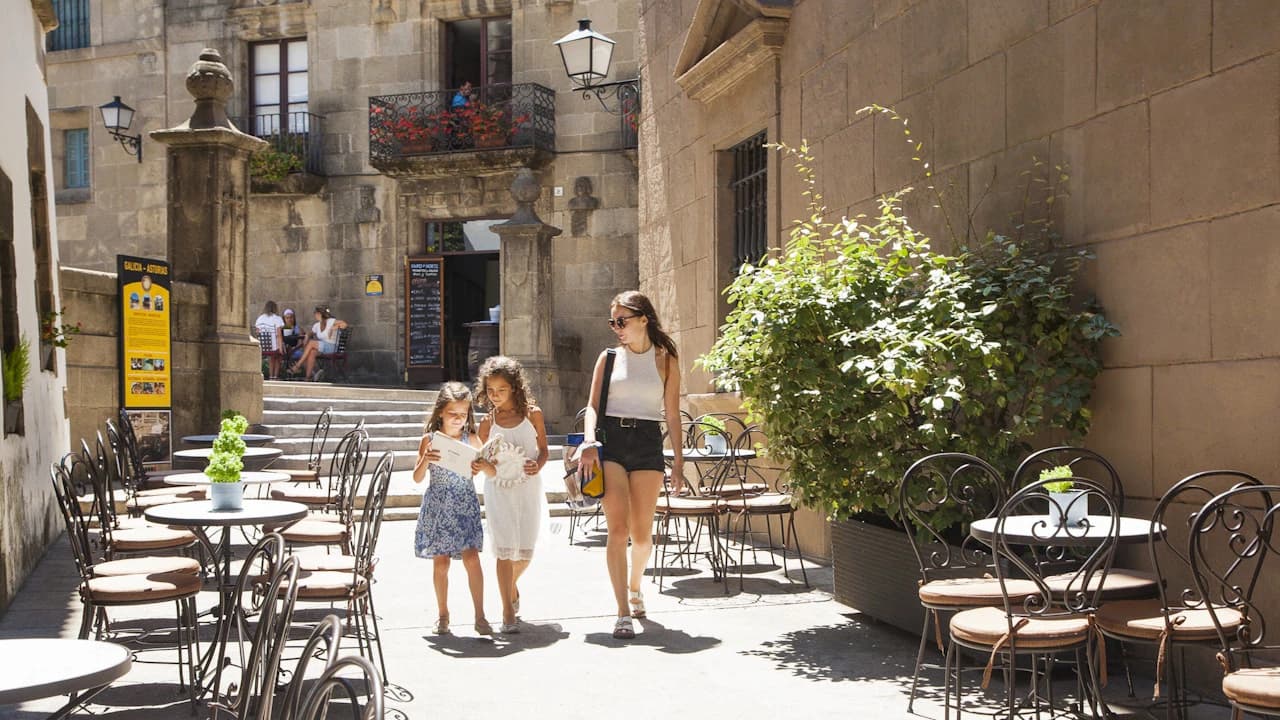 Poble Espanyol: Skip The Line - Photo 1