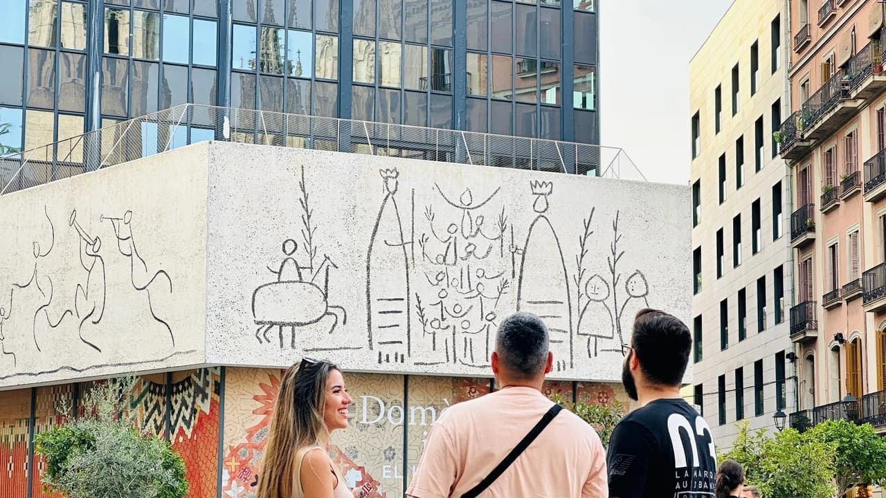 Barcelona Walking Tour with Picasso Museum Skip-the-Line Admission - Photo 1