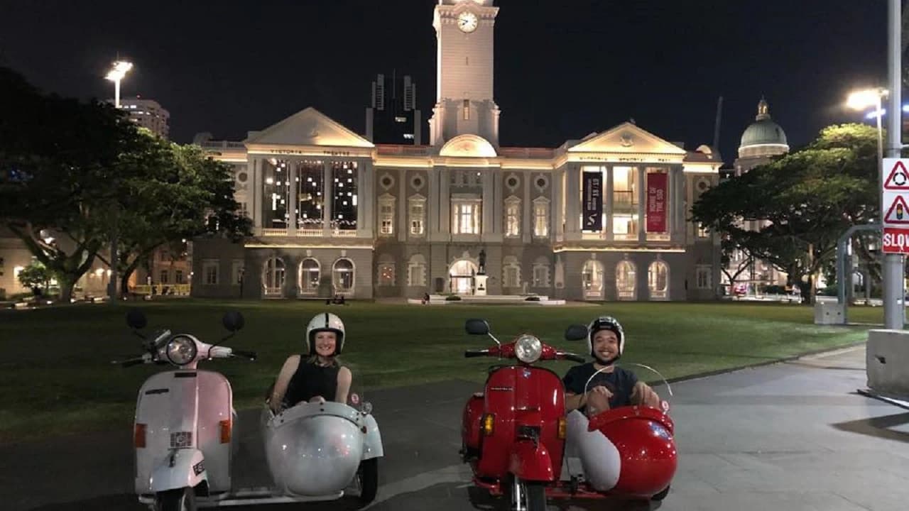 Singapore Sidecars Night Tour - Photo 4