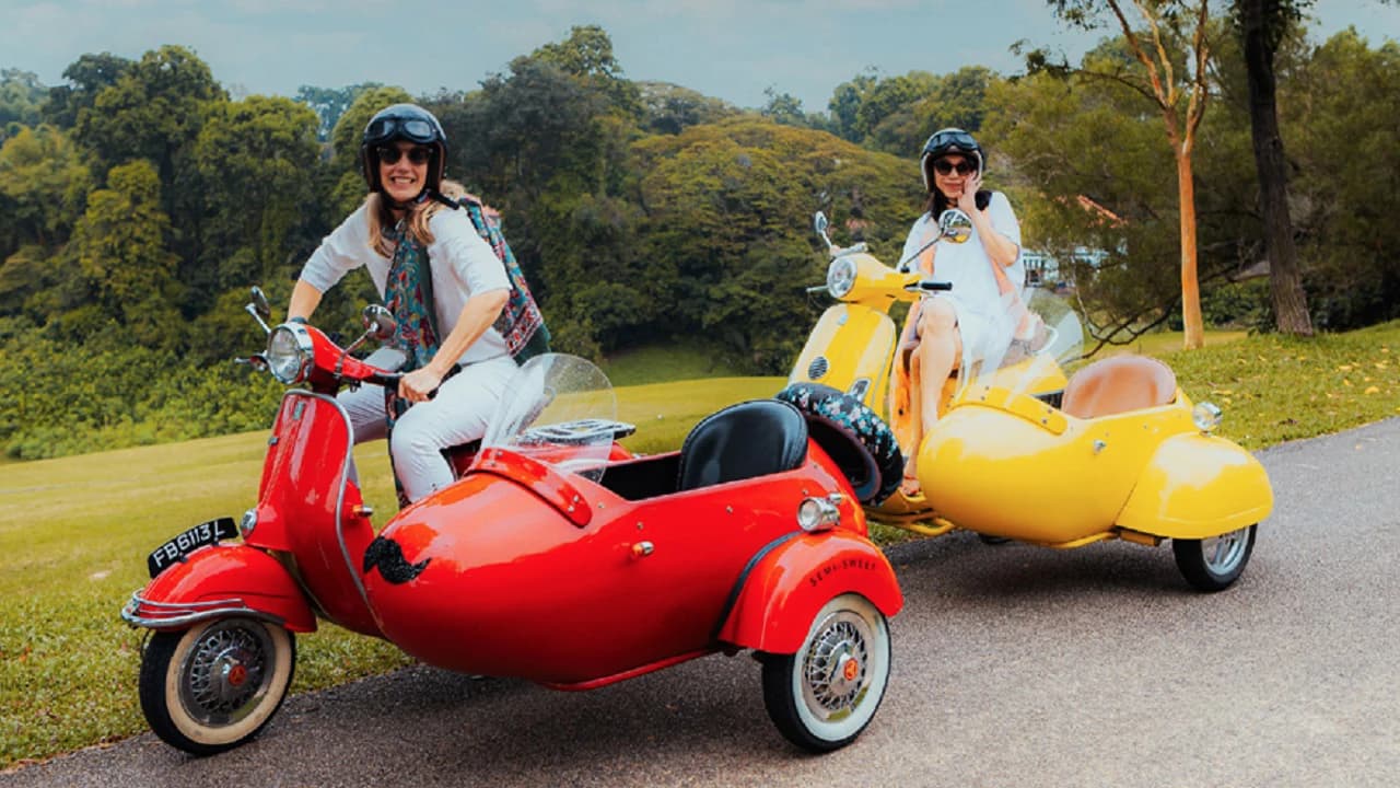 Singapore Sidecars Glamorous Film-Inspired Tour - Photo 4