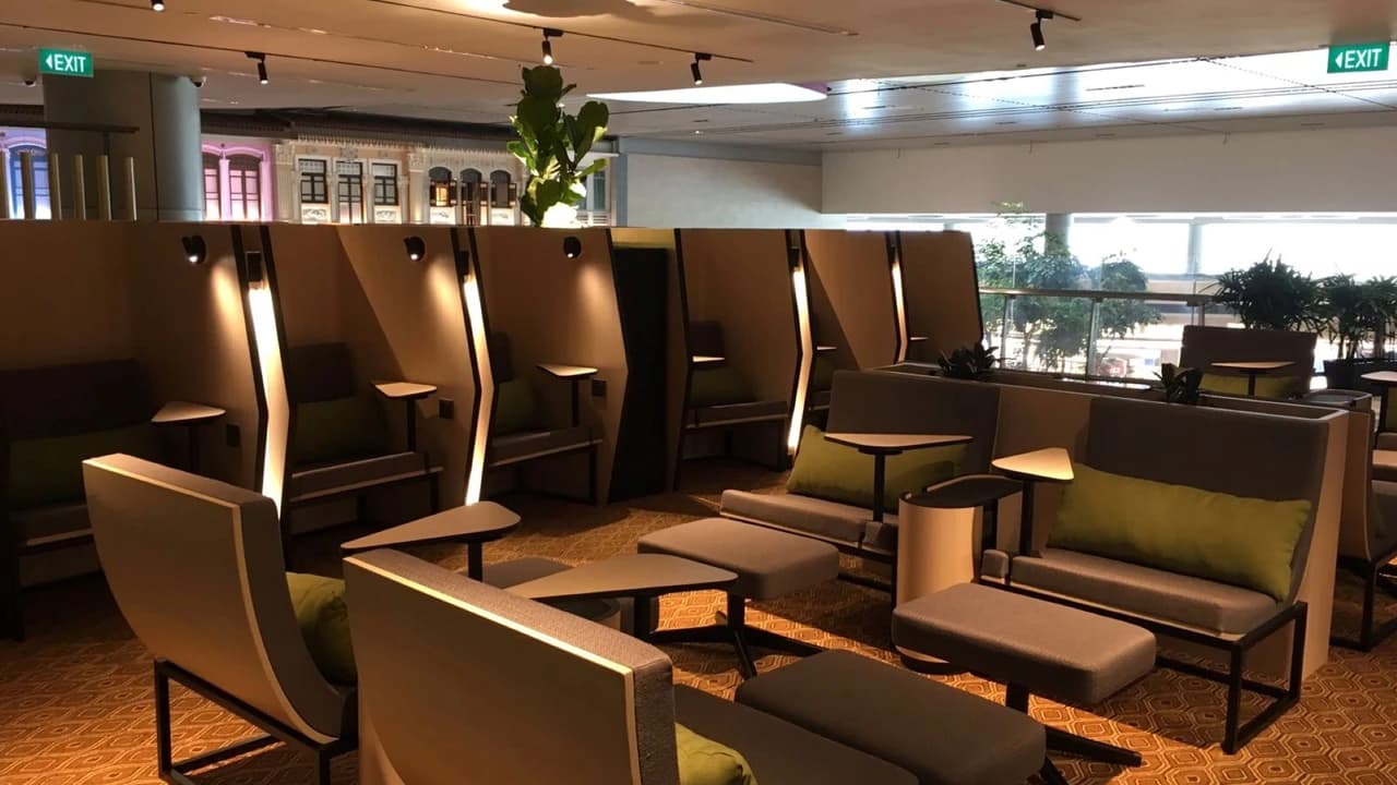 Blossom SATS & Plaza Premium Lounge - Singapore Changi Airport Terminal 4 - Photo 2