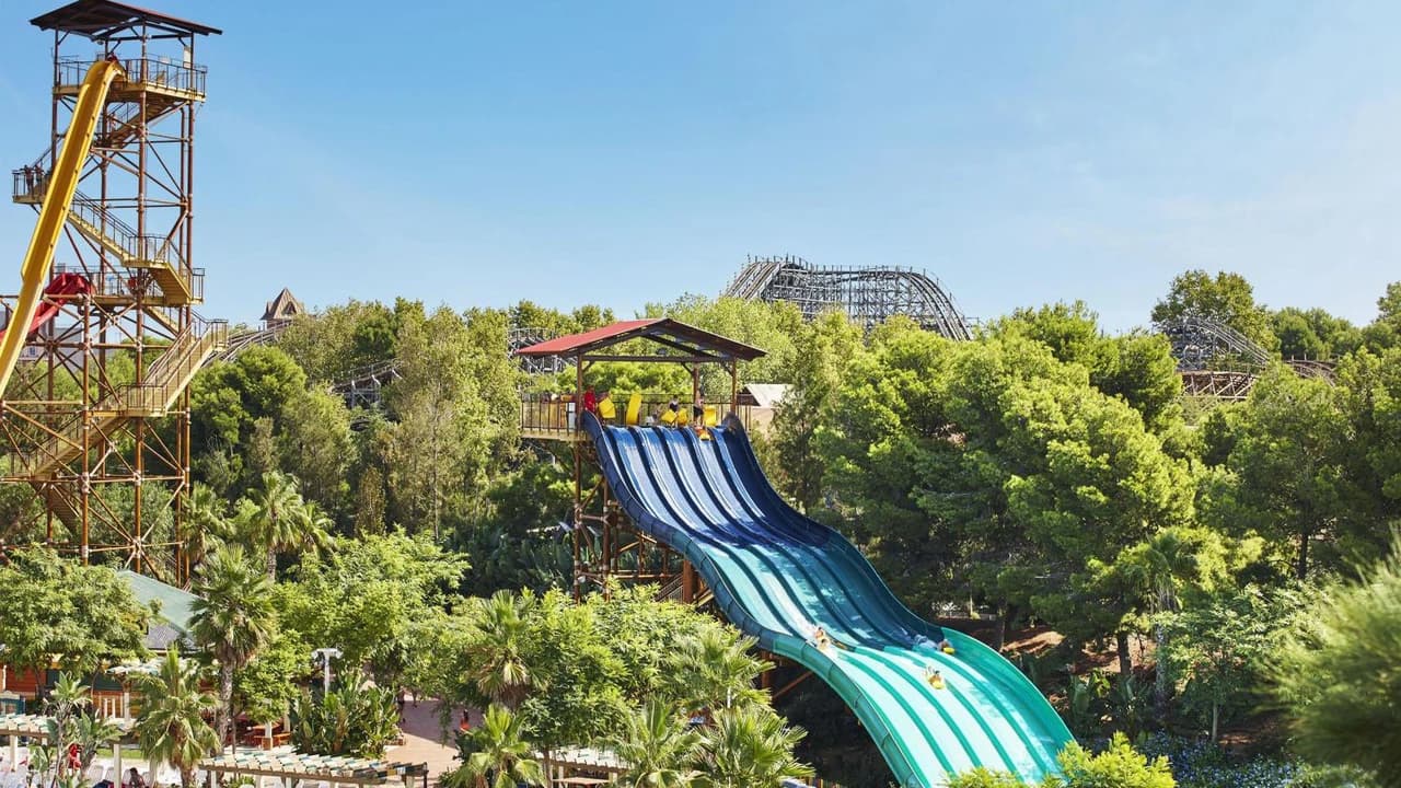 Caribe Aquatic Park Tour from Barcelona - Photo 4