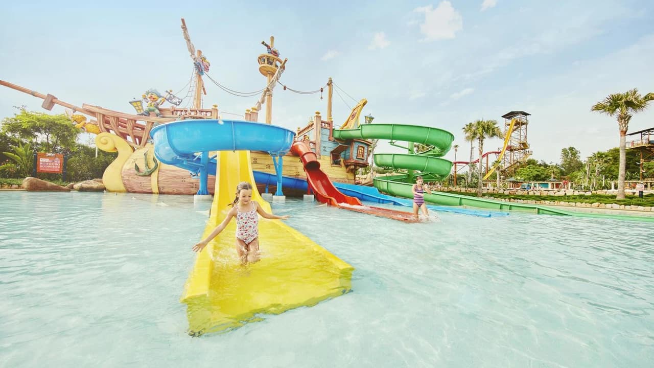 Caribe Aquatic Park Tour from Barcelona - image 6