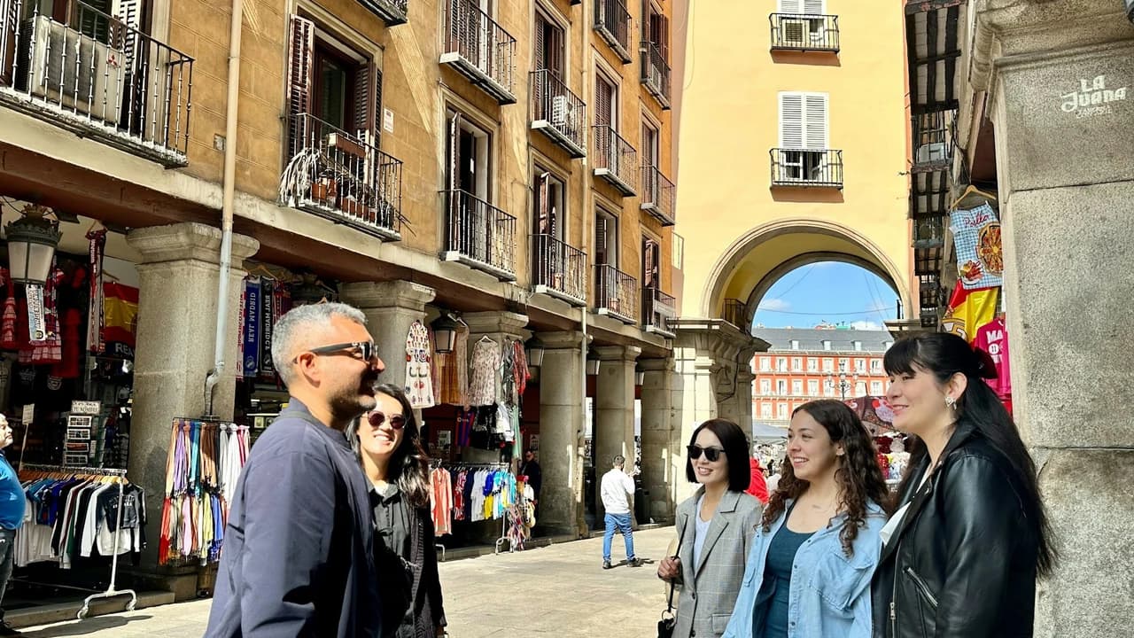 Madrid: 1.5-Hour Evening Walking Tour - Photo 2
