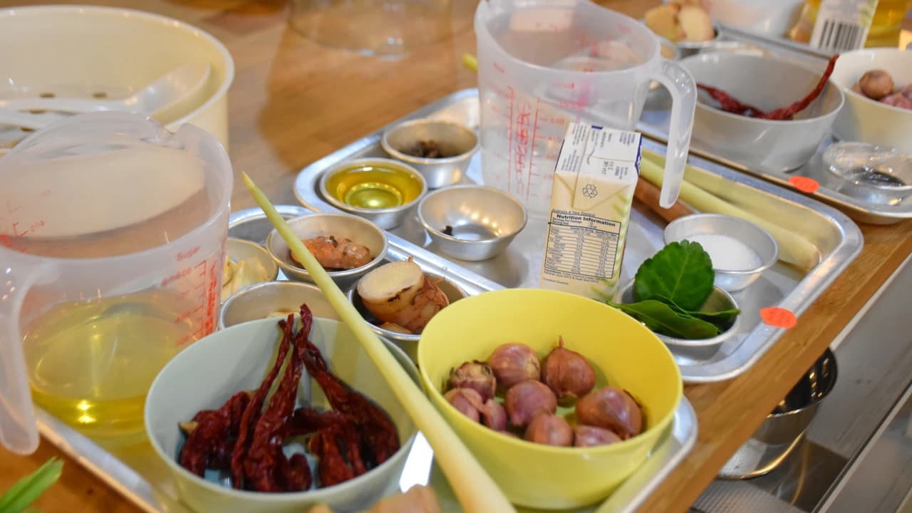 Flavours of Singapore Cooking Class - Photo 3