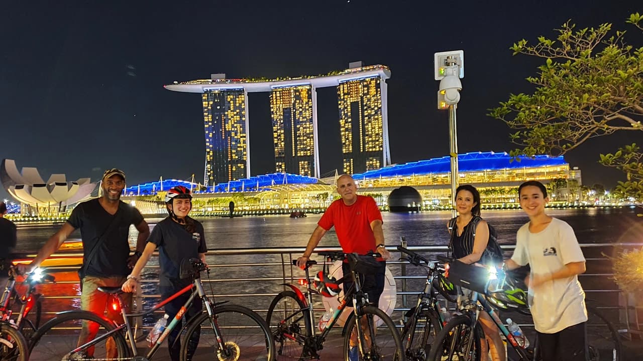 Marina Bay Night Cycling Tour - Photo 1