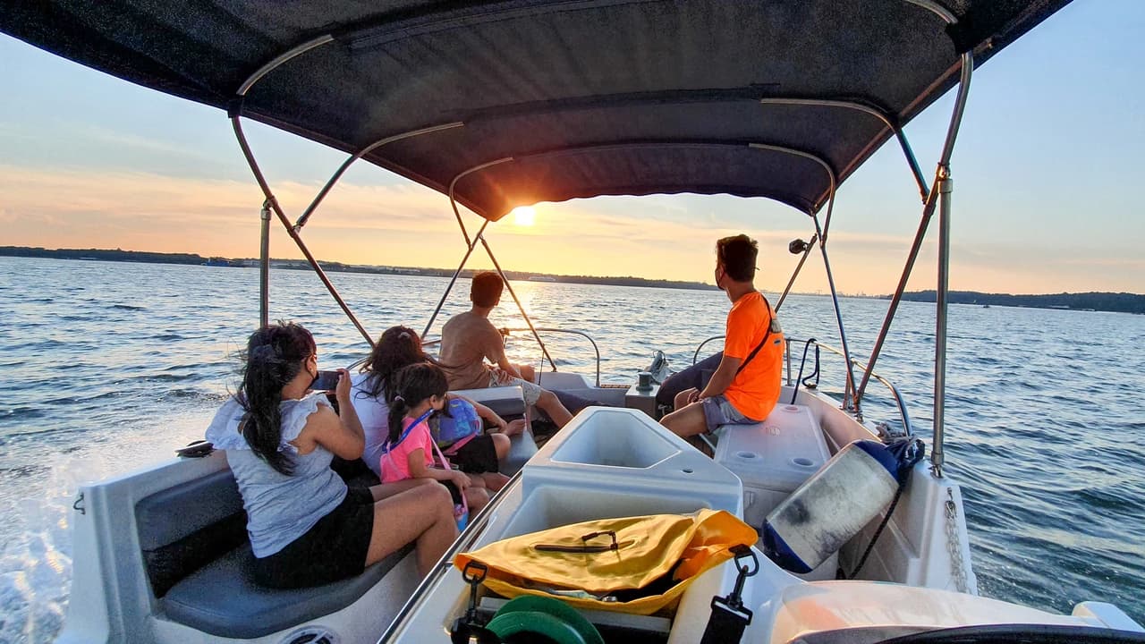 Kelong and Pulau Ubin Boat Tour - Photo 2